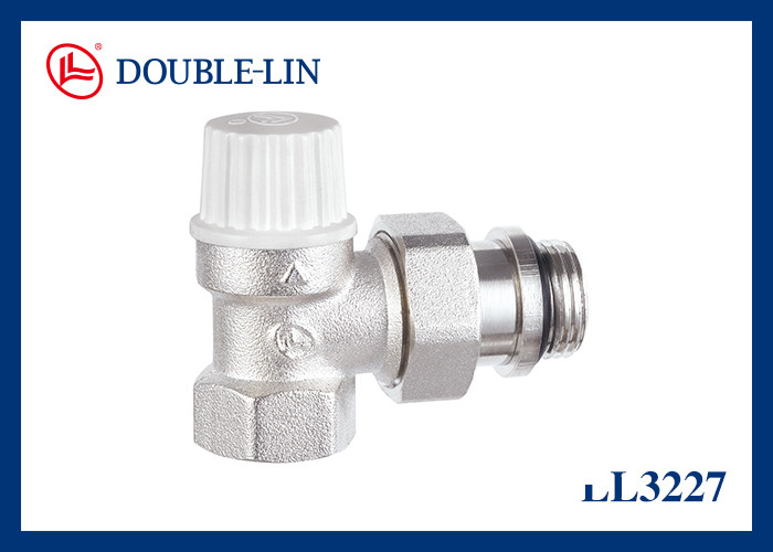 Ângulo de válvula do radiador manual Tipo 145psi 32°F a 248°F Pressão de trabalho BS2779 Filamento